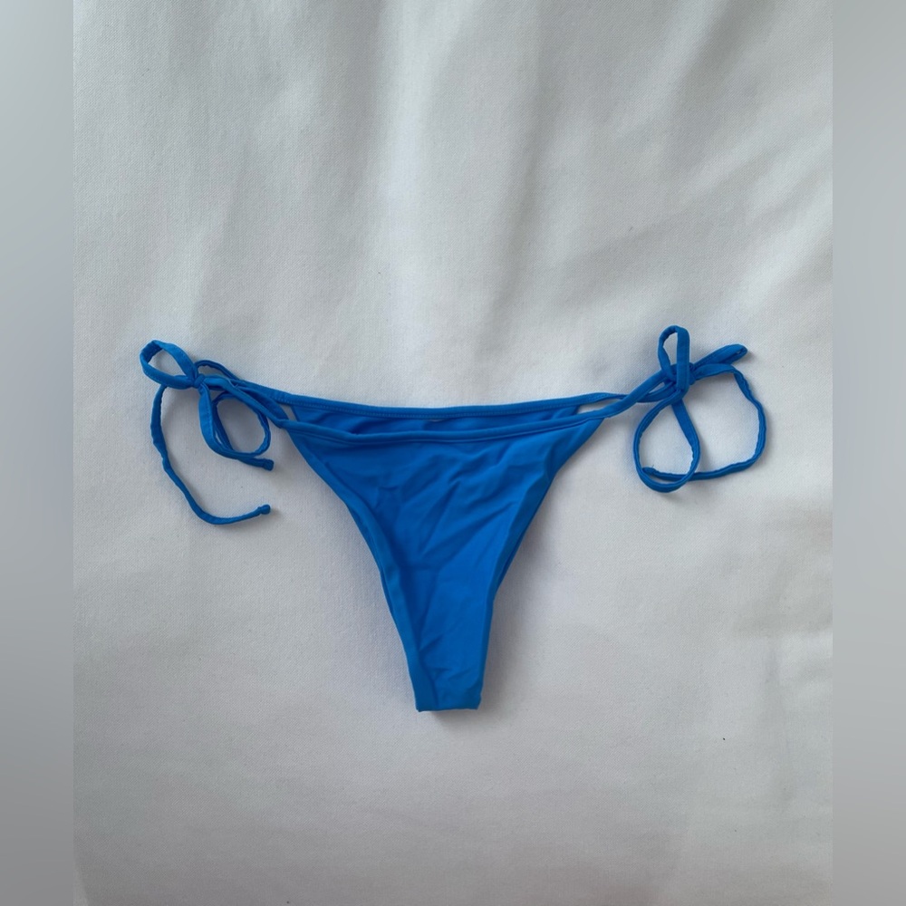 Blue String Bikini Set - size S - Picture 4 of 4